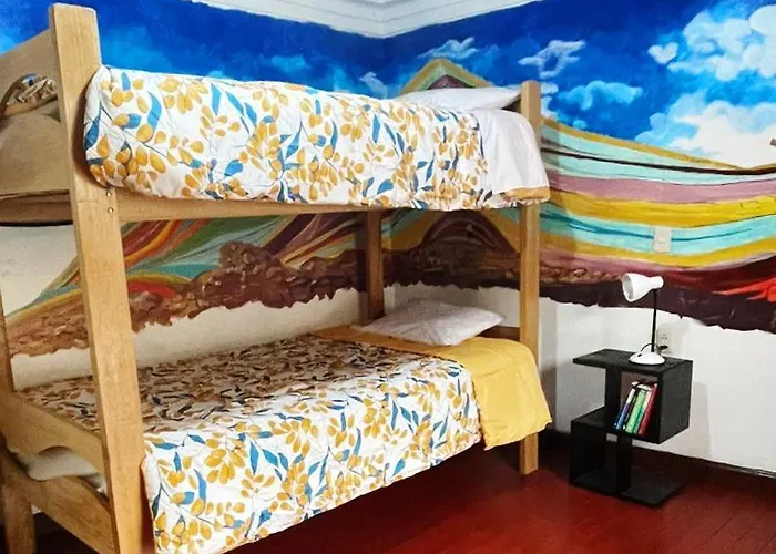 Cusquein Hostel *